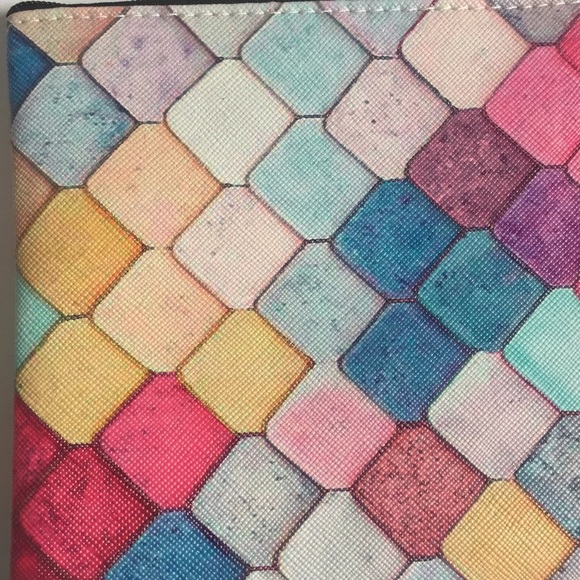 Mermaid cosmetic bag - Picture 3 of 4